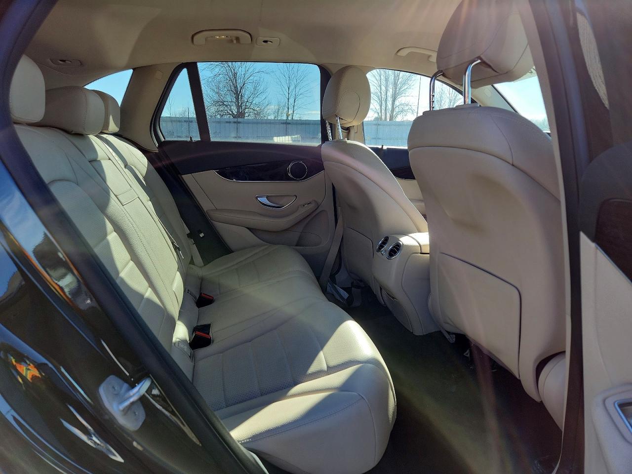 2016 MERCEDES-BENZ GLC GLC300 Base-4M