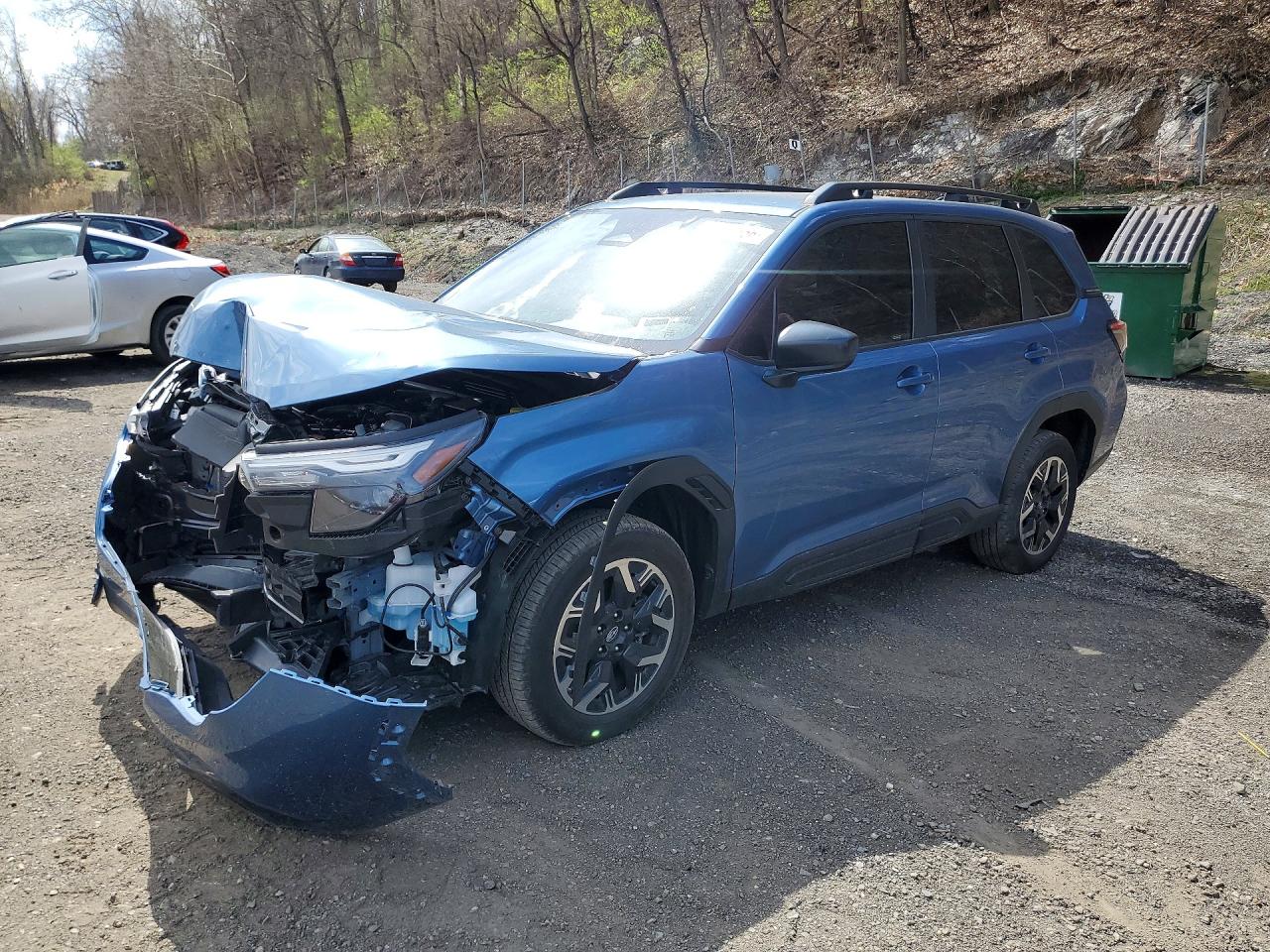 2025 SUBARU FORESTER Base Plus — Front 3/4