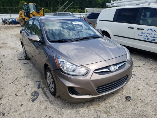 2014 HYUNDAI ACCENT