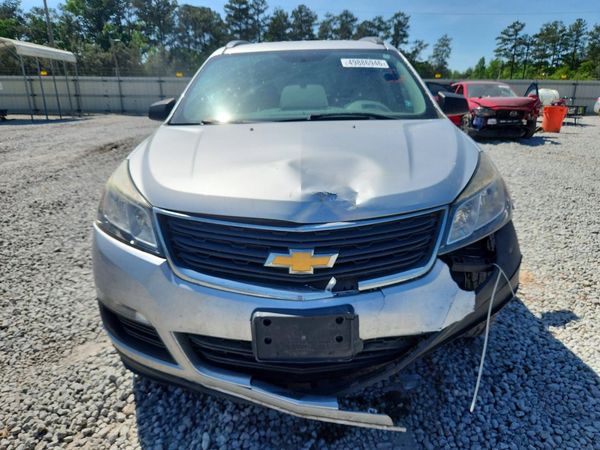 2017 CHEVROLET TRAVERSE LS