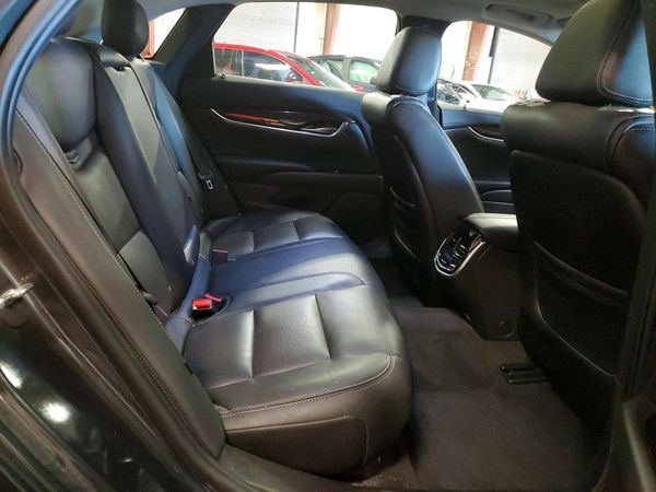 2016 CADILLAC XTS Premium