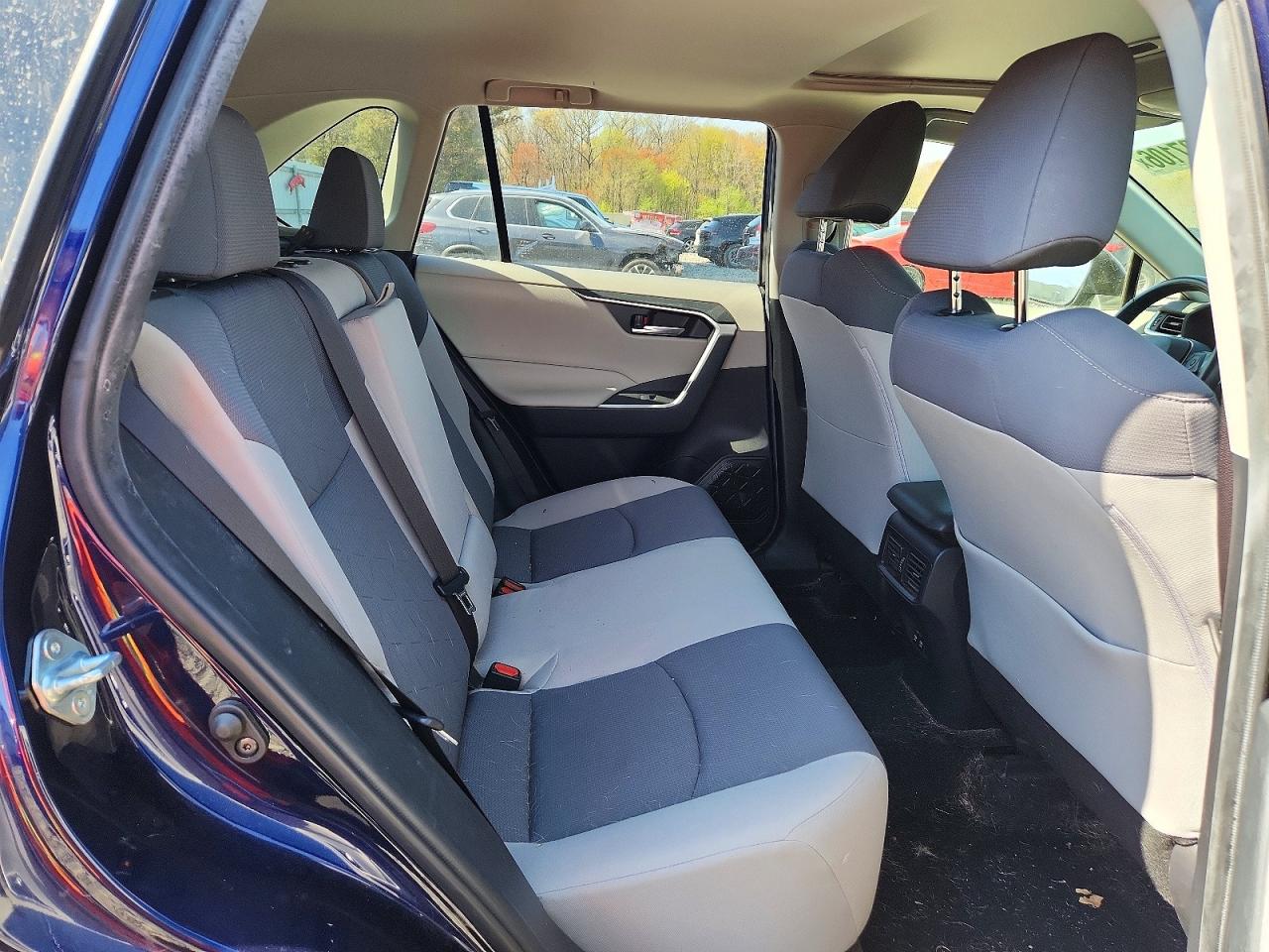 2019 TOYOTA RAV4 XLE / XLE Premium 4WD
