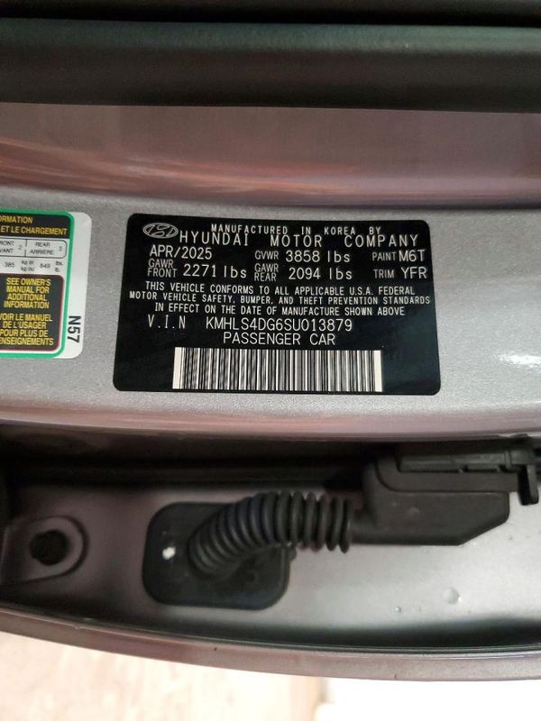 2025 HYUNDAI ELANTRA SEL Convenience