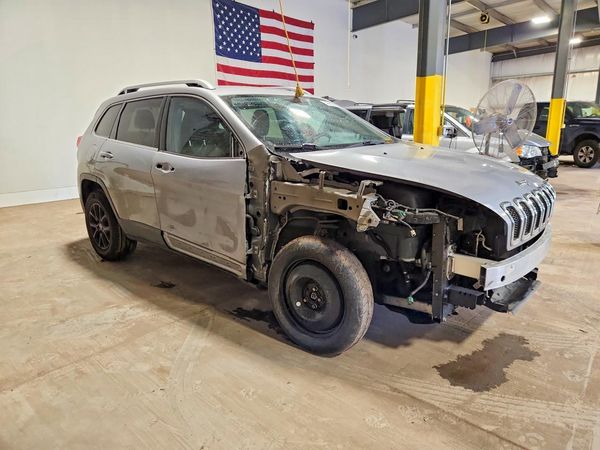 2016 JEEP CHEROKEE LATITUDE 4X4