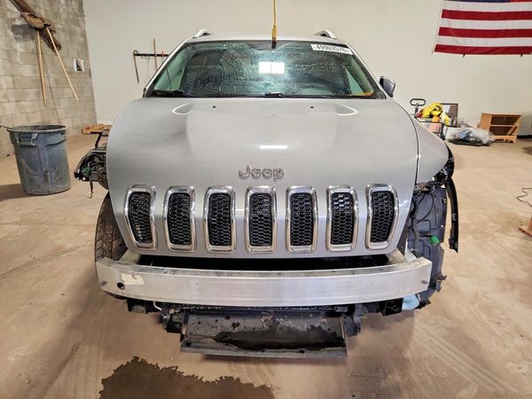 2016 JEEP CHEROKEE LATITUDE 4X4