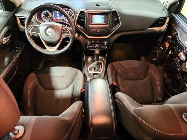2016 JEEP CHEROKEE LATITUDE 4X4