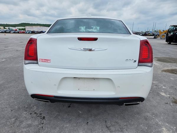 2020 CHRYSLER 300