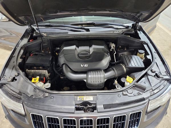 2015 JEEP GRAND CHEROKEE LIMITED 4X4