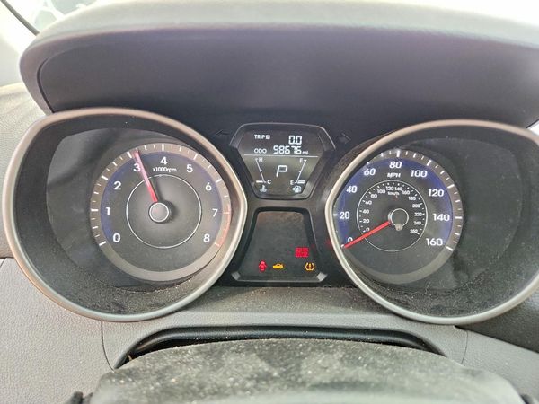 2013 HYUNDAI ELANTRA