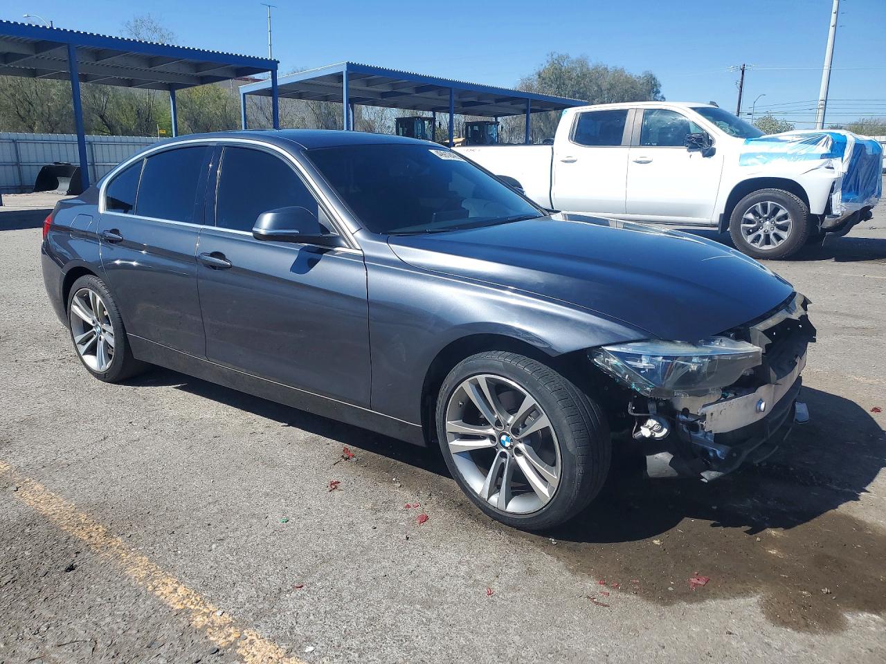 2018 BMW 330