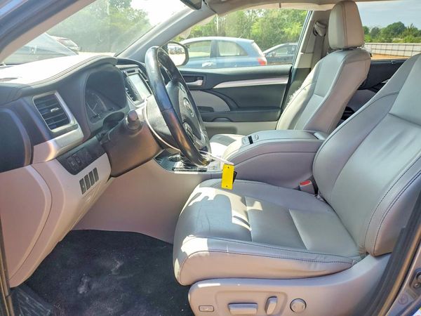 2019 TOYOTA HIGHLANDER SE/XLE