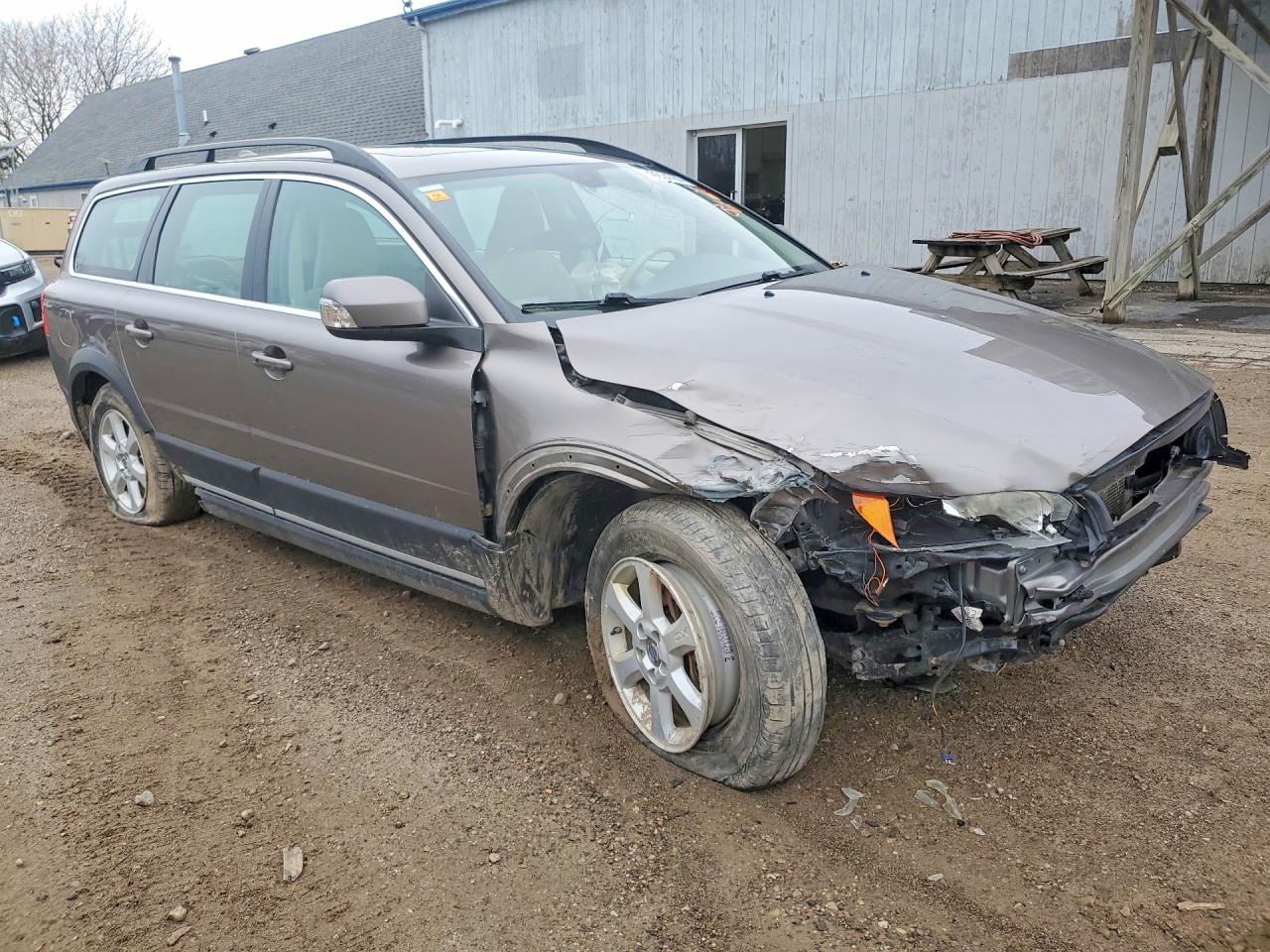 2010 VOLVO XC70