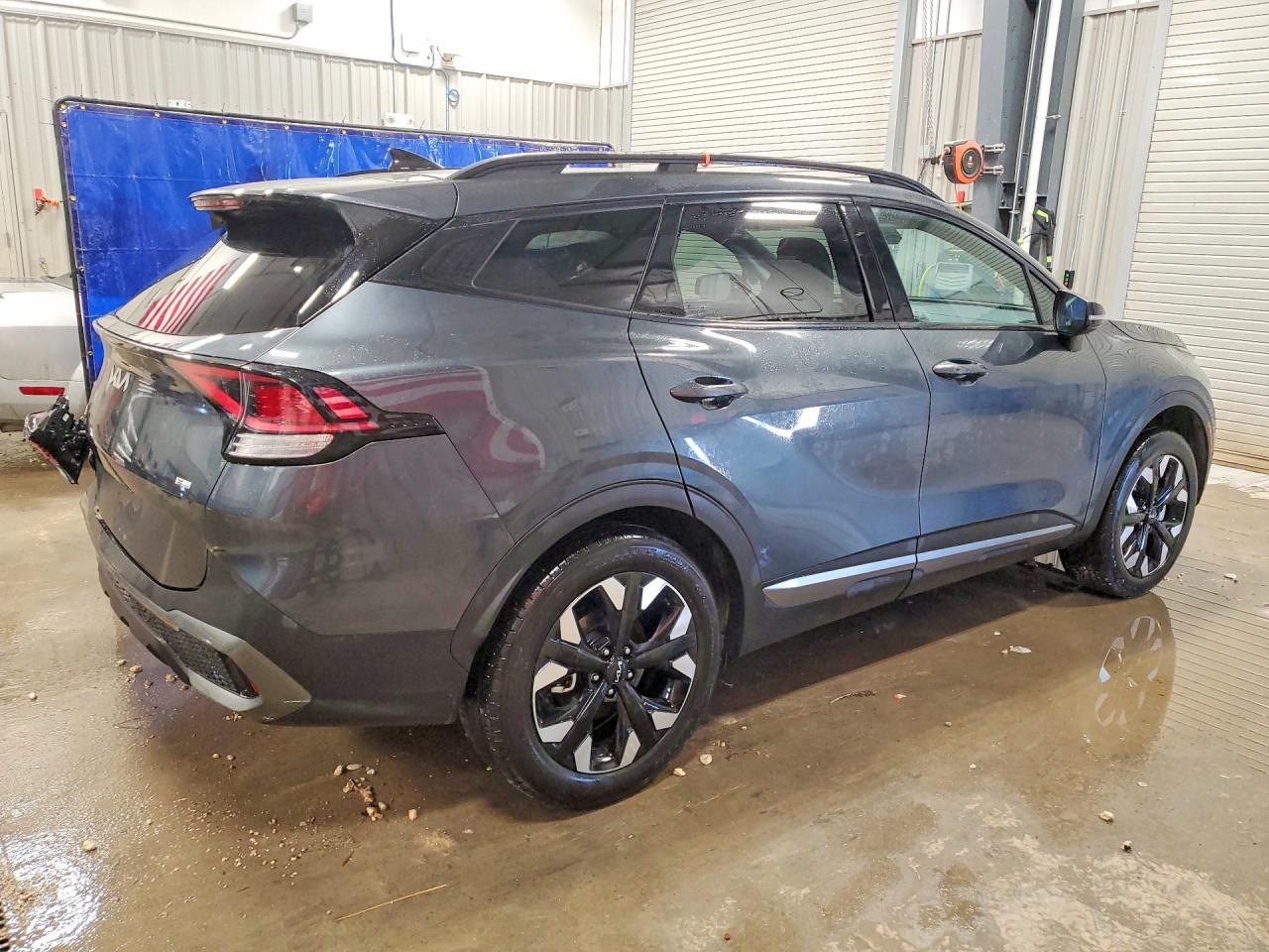 2023 KIA SPORTAGE X-LINE