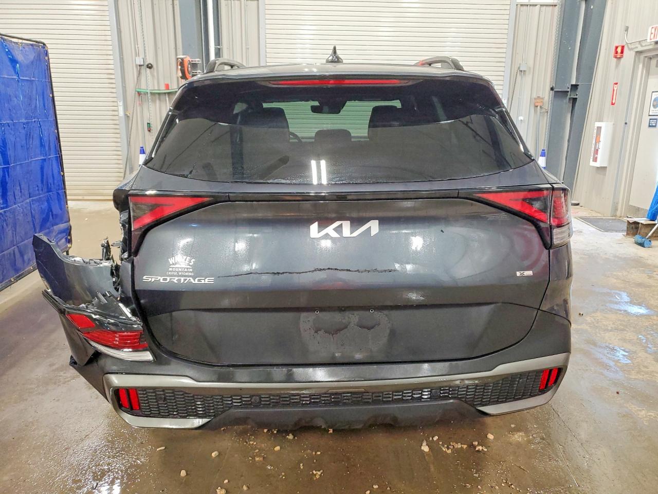 2023 KIA SPORTAGE X-LINE
