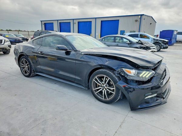 2017 FORD MUSTANG I4 Coupe