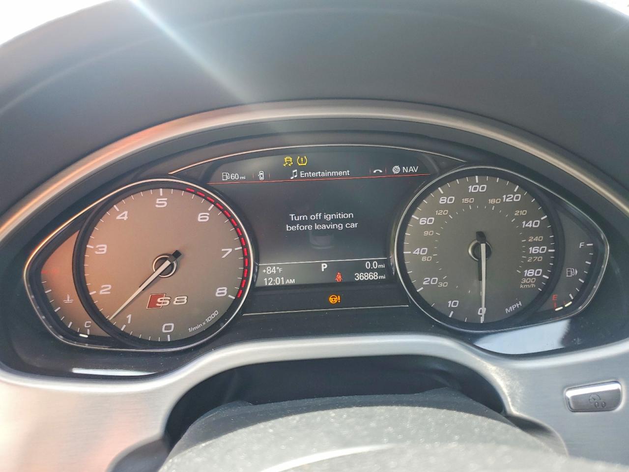 2013 AUDI S8