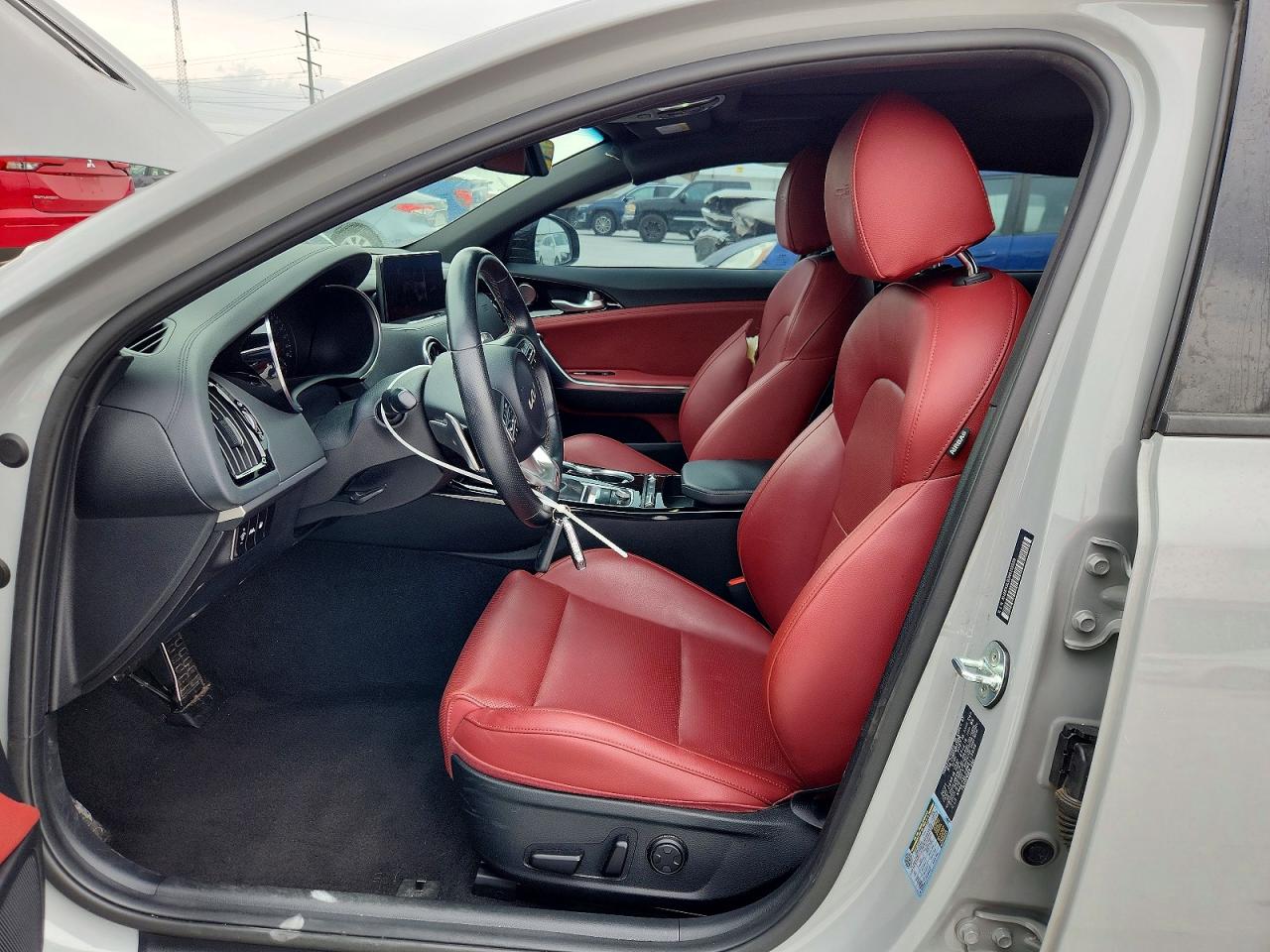 2022 KIA STINGER GT-Line