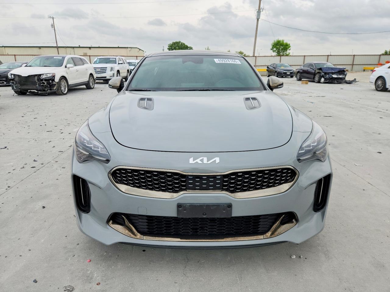 2022 KIA STINGER GT-Line