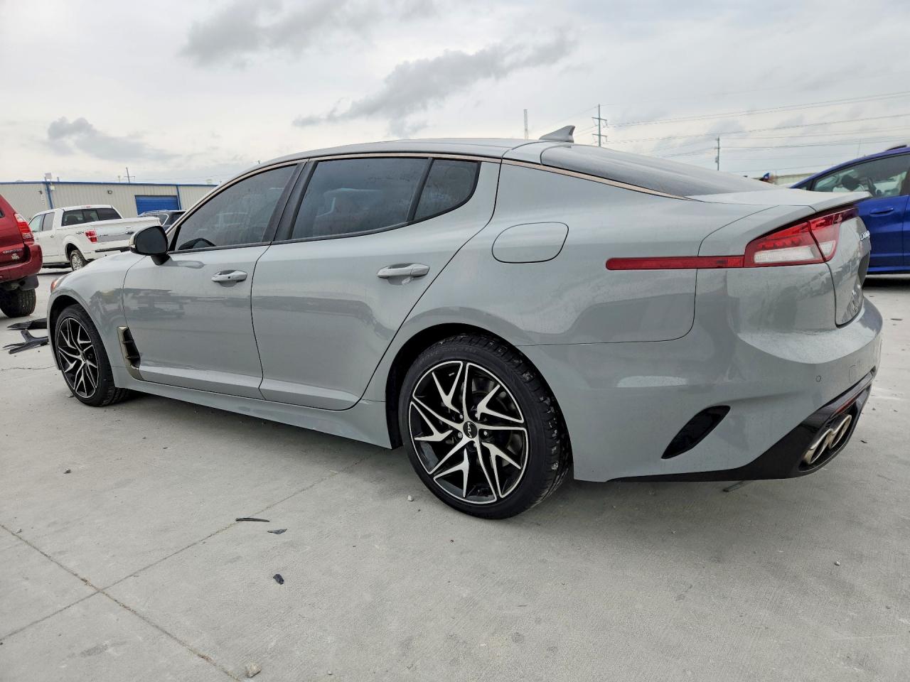 2022 KIA STINGER GT-Line