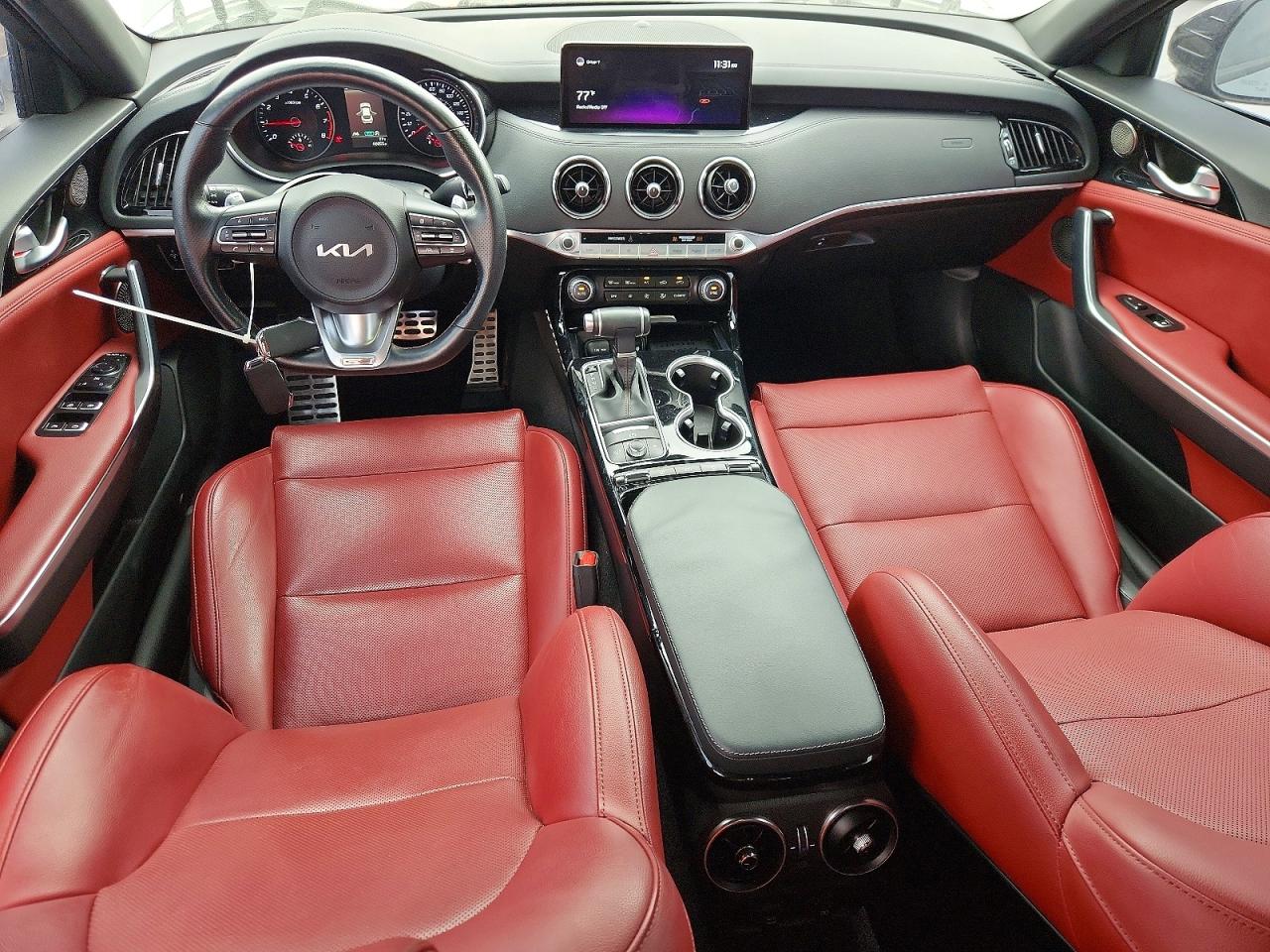 2022 KIA STINGER GT-Line