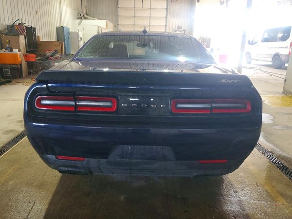 2016 DODGE CHALLENGER SRT HELLCAT