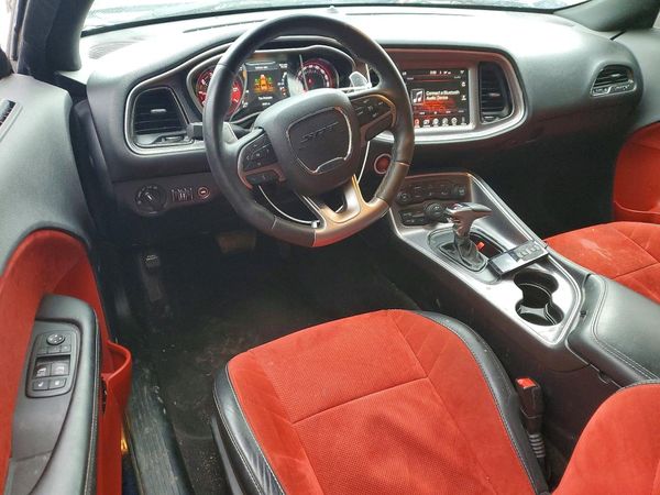 2016 DODGE CHALLENGER SRT HELLCAT