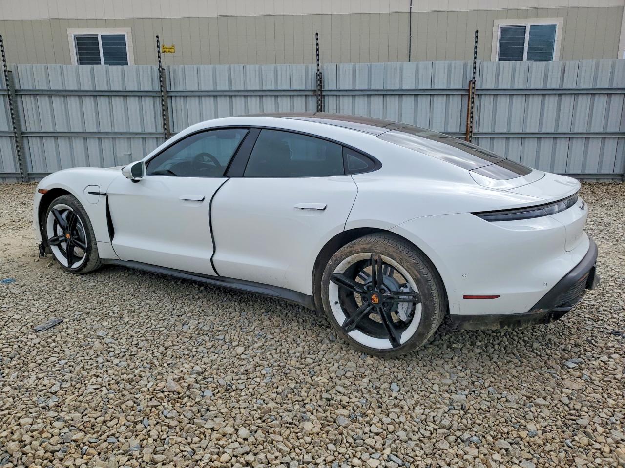 2020 PORSCHE TAYCAN Turbo / Turbo S