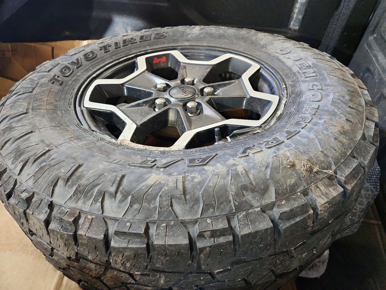 2023 JEEP GLADIATOR RUBICON 4X4