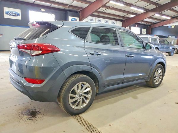 2018 HYUNDAI TUCSON SE Standard