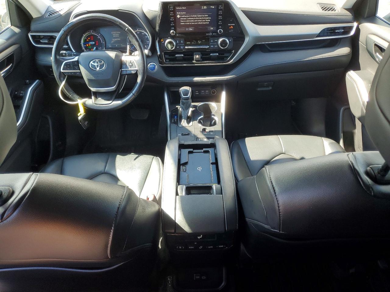 2022 TOYOTA HIGHLANDER HYBRID XLE