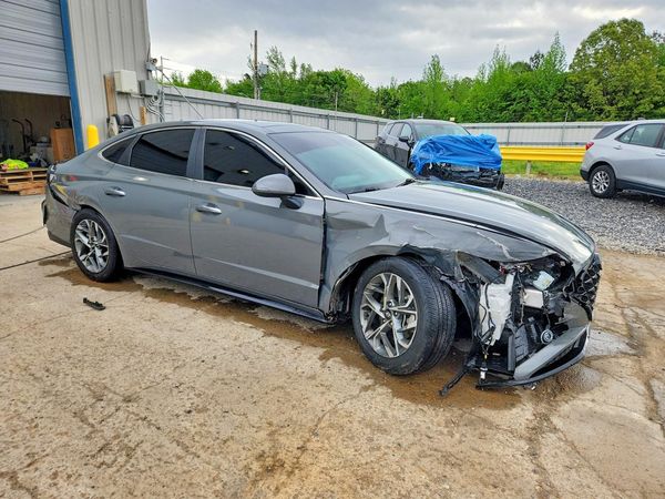 2023 HYUNDAI SONATA