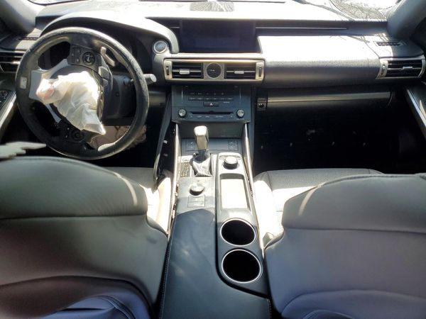 2016 LEXUS IS