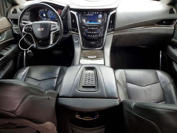2017 CADILLAC ESCALADE