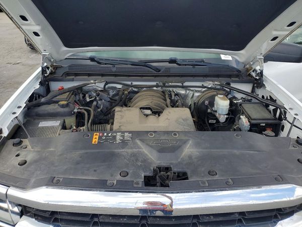 2018 CHEVROLET SILVERADO Work Truck/LS/Fleet/Base — Engine bay