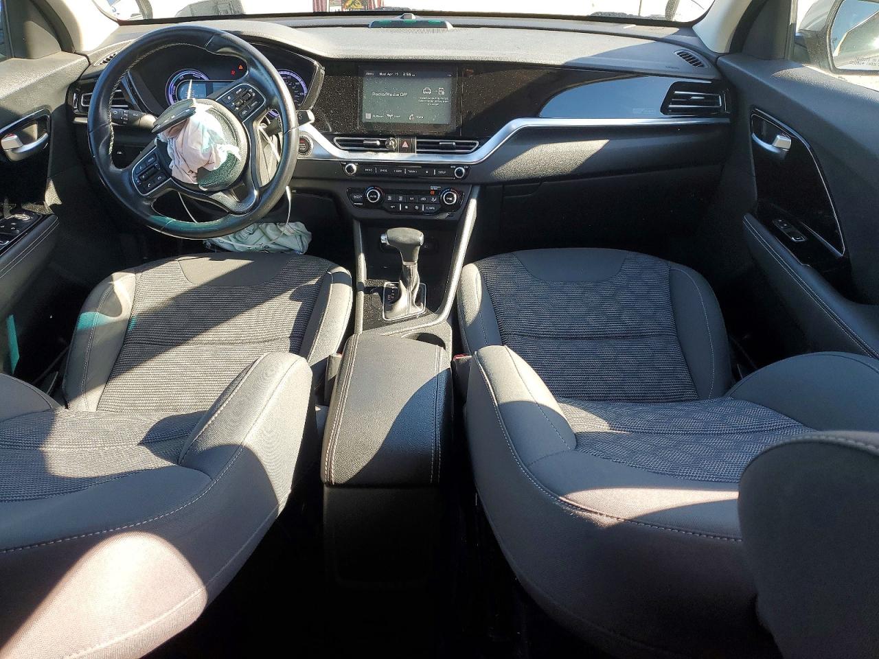 2022 KIA NIRO