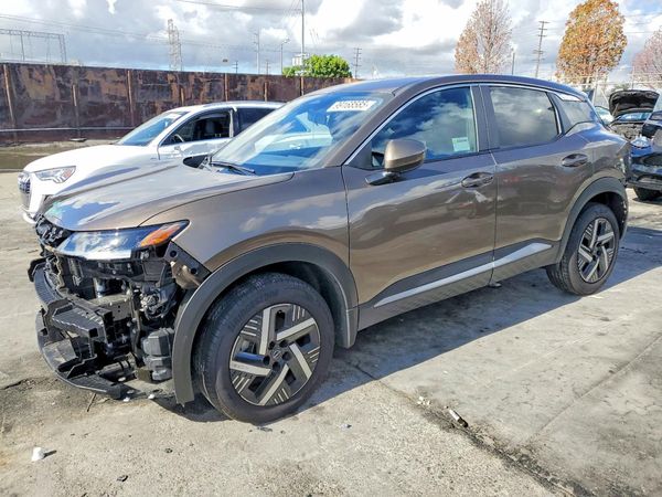 2025 NISSAN KICKS