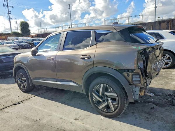2025 NISSAN KICKS