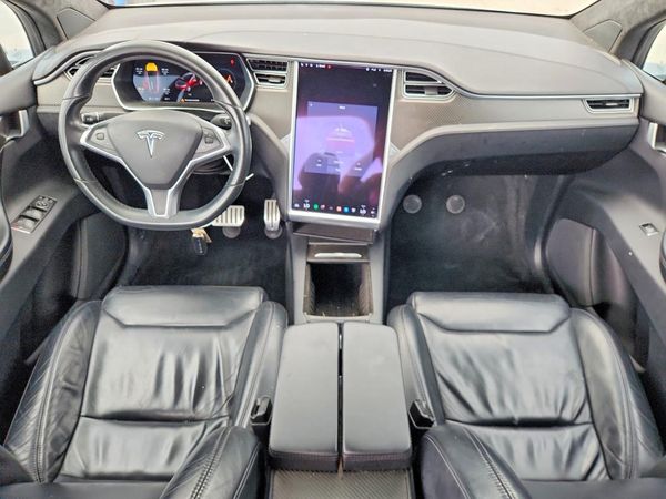 2017 TESLA MODEL X