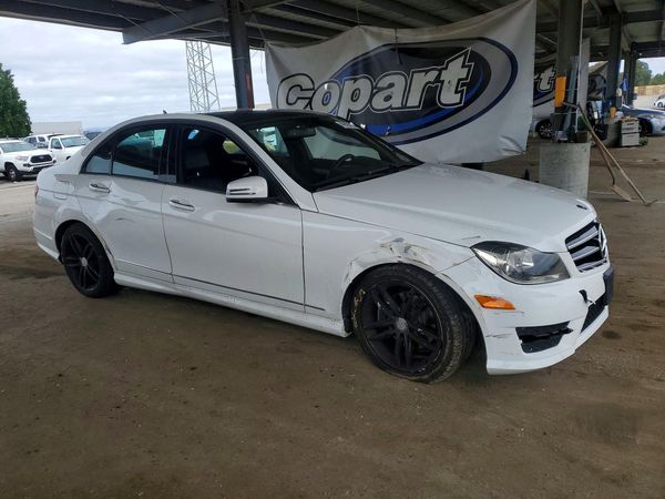 2014 MERCEDES-BENZ C C250