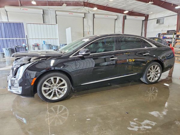 2016 CADILLAC XTS Luxury
