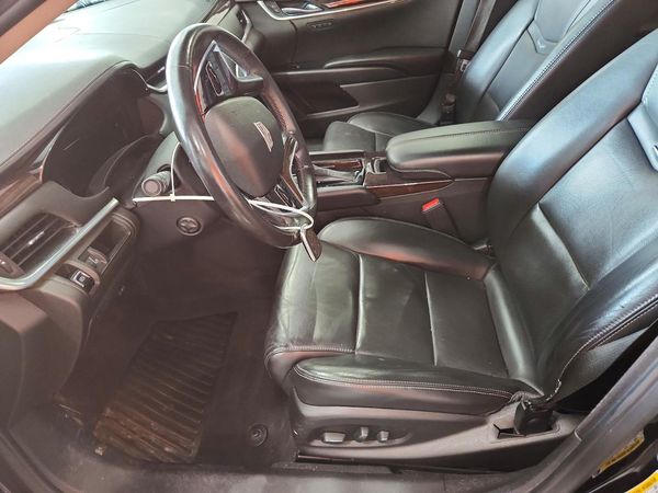2016 CADILLAC XTS Luxury