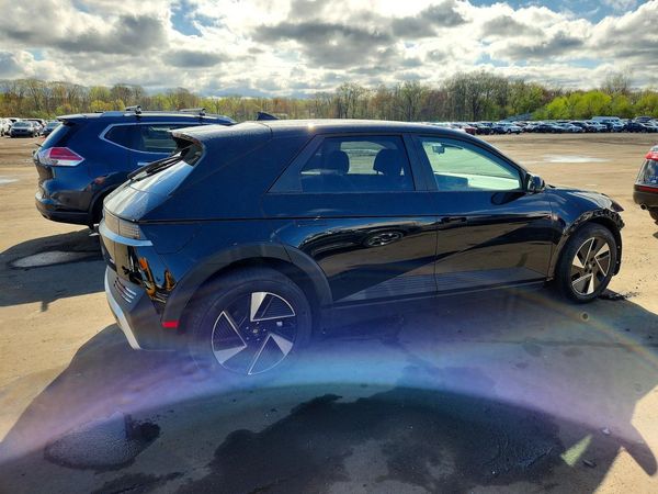 2025 HYUNDAI IONIQ 5 SE