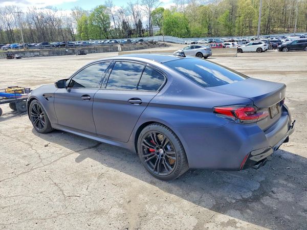 2023 BMW M5