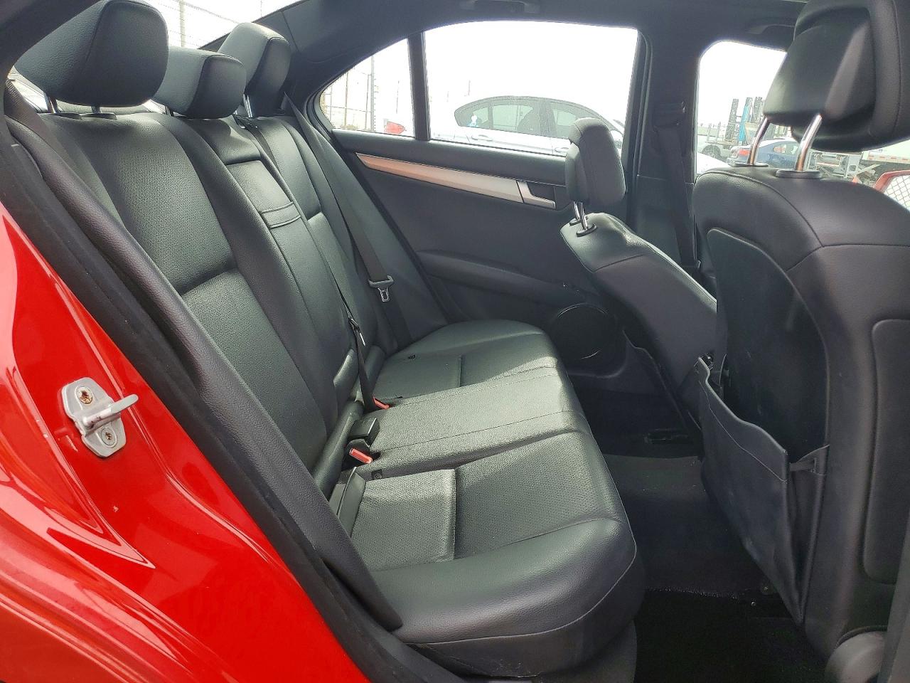 2013 MERCEDES-BENZ C250