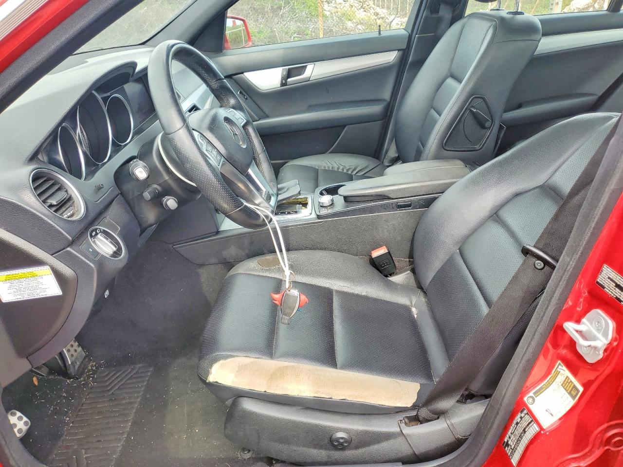 2013 MERCEDES-BENZ C250