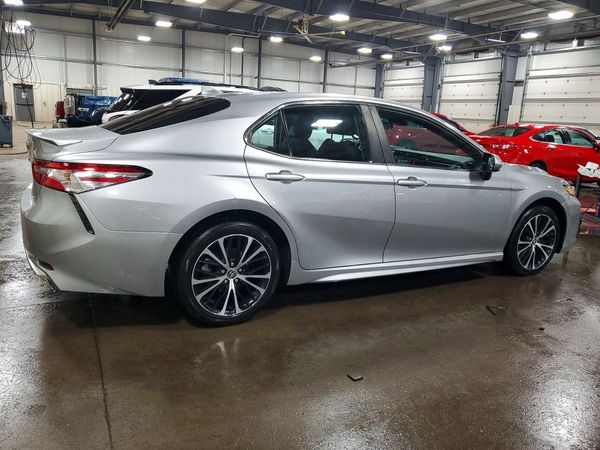 2020 TOYOTA CAMRY