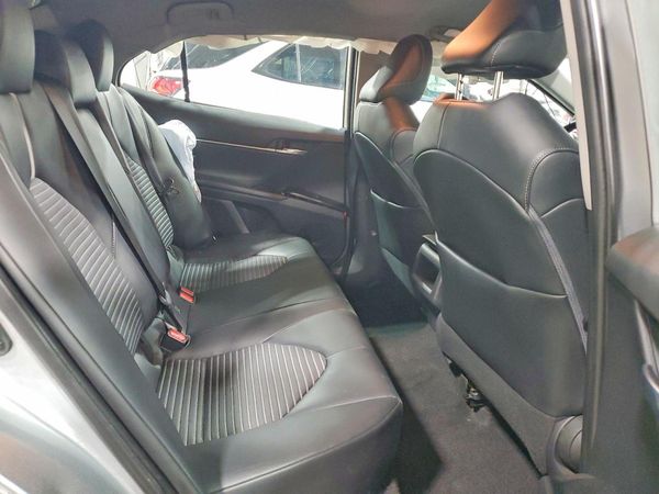 2020 TOYOTA CAMRY