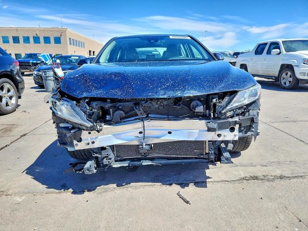 2019 TOYOTA CAMRY