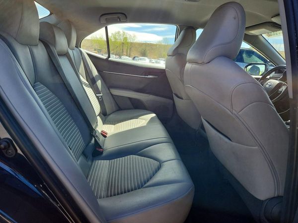 2019 TOYOTA CAMRY