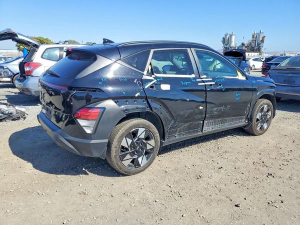 2024 HYUNDAI KONA SE